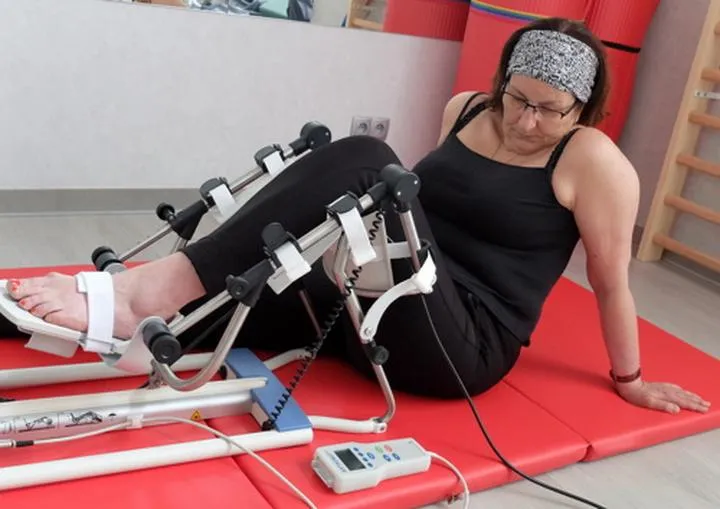 Rehabilitacja kolana – jak skutecznie przywrócić pełną sprawność?