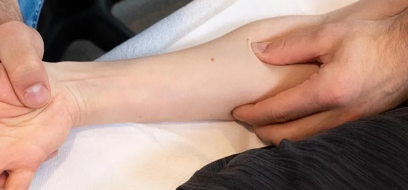 Rehabilitacja po operacji cieśni nadgarstka